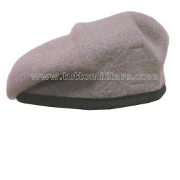 Basco Grigio Finanza Modello Spagnolo