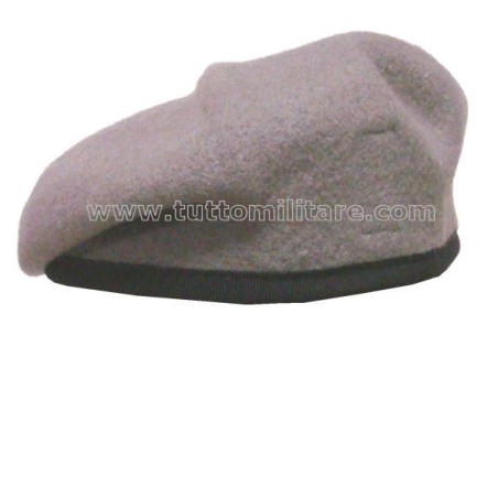 Basco Grigio Finanza Modello Spagnolo